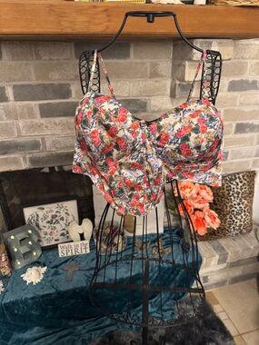 SHEIN Curve Floral Corset Bustier Crop Top